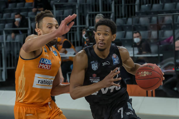 曼联第一次 曼联第一次