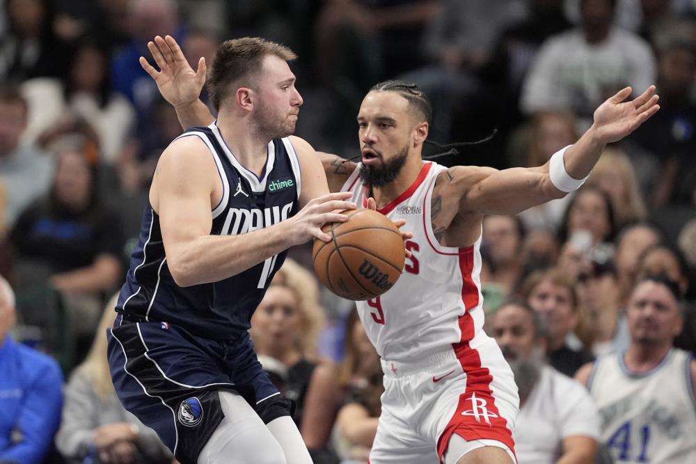 他在场上灵 他在场上灵