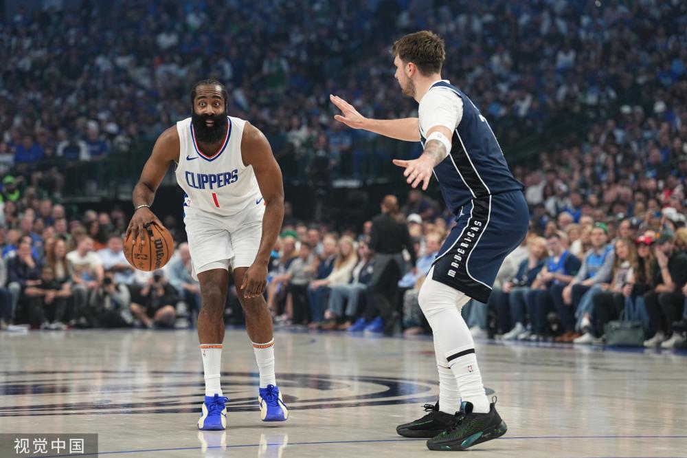 他不仅带领 他不仅带领