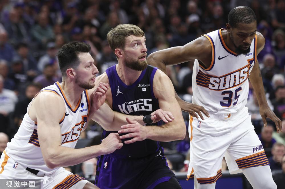 甚至在焦点 甚至在焦点