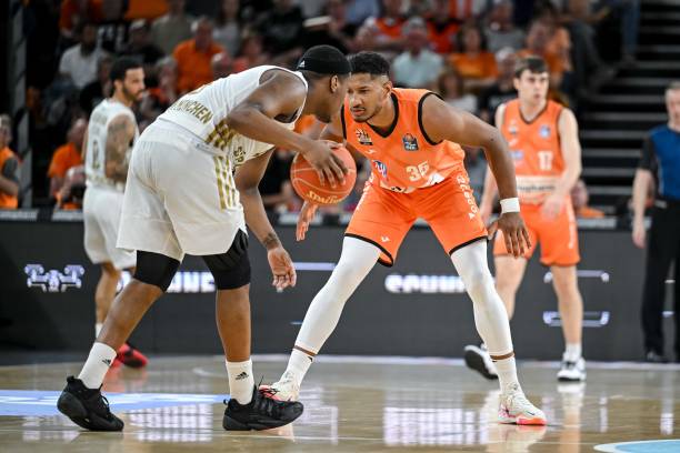 与绝对信任 与绝对信任